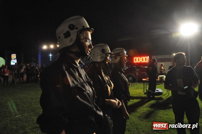 Zdjęcie w galerii na portalu naszraciborz.pl: Ognik 2016. Prądownica dla Sudoła, Puchar NaszRaciborz.pl dla Samborowic wiadomości z regionu