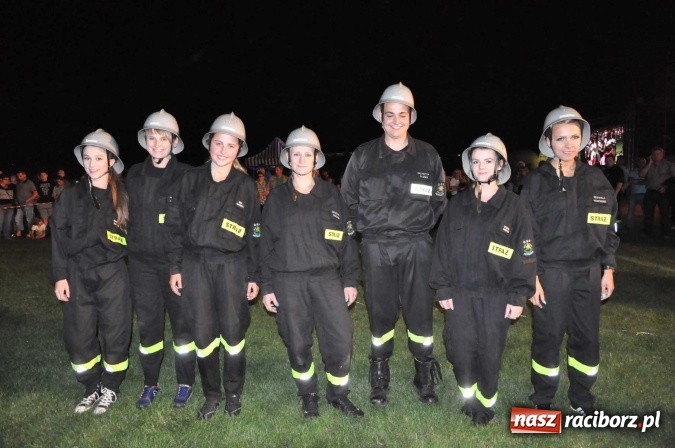 Zdjęcie w galerii na portalu naszraciborz.pl: Ognik 2016. Prądownica dla Sudoła, Puchar NaszRaciborz.pl dla Samborowic wiadomości z regionu