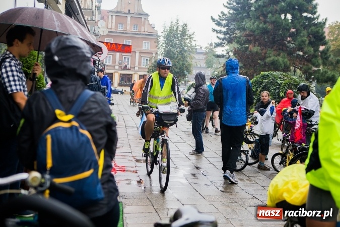 Zdjęcie w galerii na portalu naszraciborz.pl: Rodzinny Rajd Rowerowy odwołany wiadomości z regionu