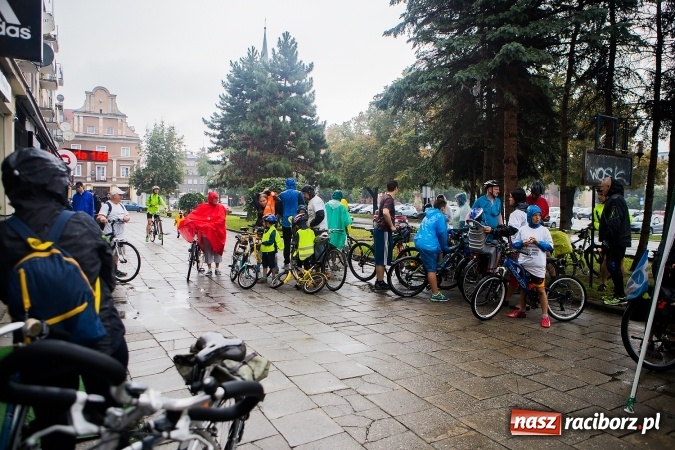 Zdjęcie w galerii na portalu naszraciborz.pl: Rodzinny Rajd Rowerowy odwołany wiadomości z regionu