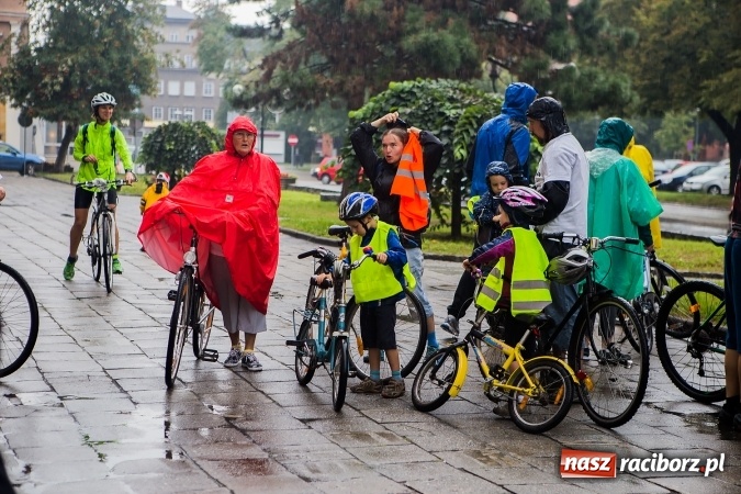Zdjęcie w galerii na portalu naszraciborz.pl: Rodzinny Rajd Rowerowy odwołany wiadomości z regionu