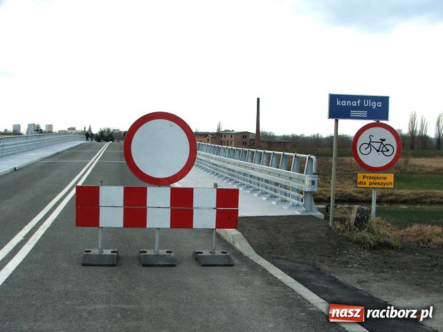 Zdjęcie w galerii na portalu naszraciborz.pl: Przyjechali, obejrzeli, otworzą o 15.00   wiadomości z regionu