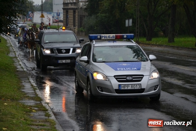 Zdjęcie w galerii na portalu naszraciborz.pl: Przejazd-przemarsz z Rud do Raciborza z okazji 333. rocznicy odsieczy wiedeńskiej za nami  wiadomości z regionu