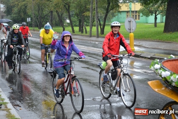 Zdjęcie w galerii na portalu naszraciborz.pl: Przejazd-przemarsz z Rud do Raciborza z okazji 333. rocznicy odsieczy wiedeńskiej za nami  wiadomości z regionu