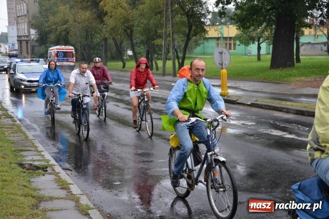 Zdjęcie w galerii na portalu naszraciborz.pl: Przejazd-przemarsz z Rud do Raciborza z okazji 333. rocznicy odsieczy wiedeńskiej za nami  wiadomości z regionu