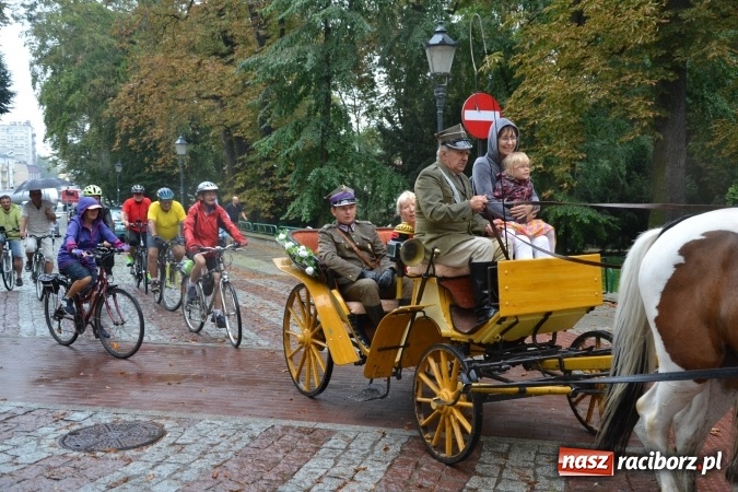 Zdjęcie w galerii na portalu naszraciborz.pl: Przejazd-przemarsz z Rud do Raciborza z okazji 333. rocznicy odsieczy wiedeńskiej za nami  wiadomości z regionu