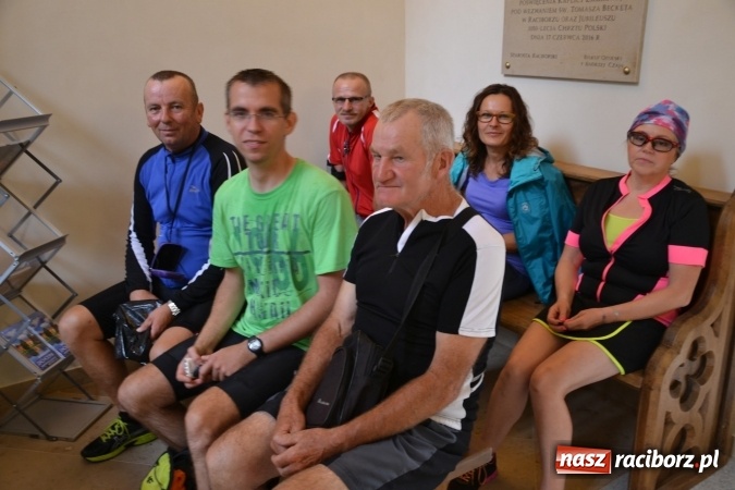 Zdjęcie w galerii na portalu naszraciborz.pl: Przejazd-przemarsz z Rud do Raciborza z okazji 333. rocznicy odsieczy wiedeńskiej za nami  wiadomości z regionu