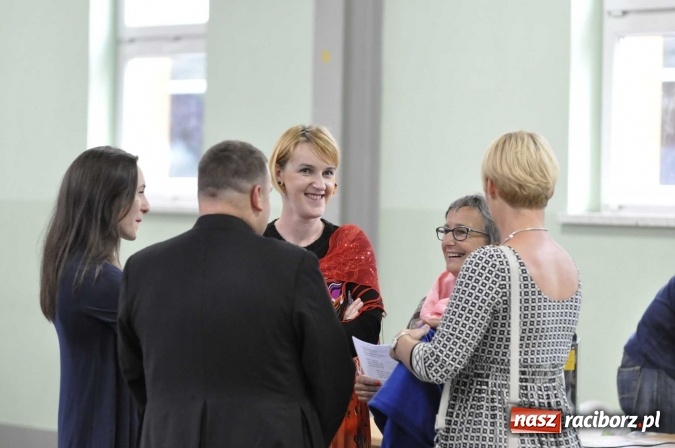 Zdjęcie w galerii na portalu naszraciborz.pl: W Pietrowicach Wielkich lunęło, więc dożynki odbyły się pod dachem wiadomości z regionu