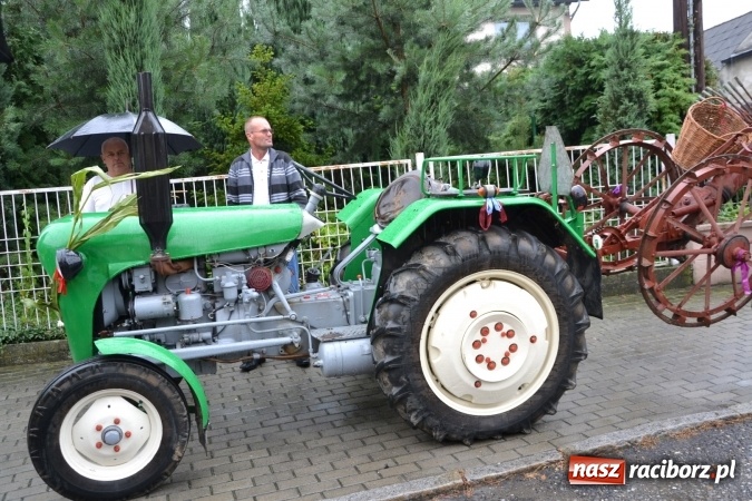 Zdjęcie w galerii na portalu naszraciborz.pl: Piratki z Karaibów na dożynkach w Roszkowie wiadomości z regionu