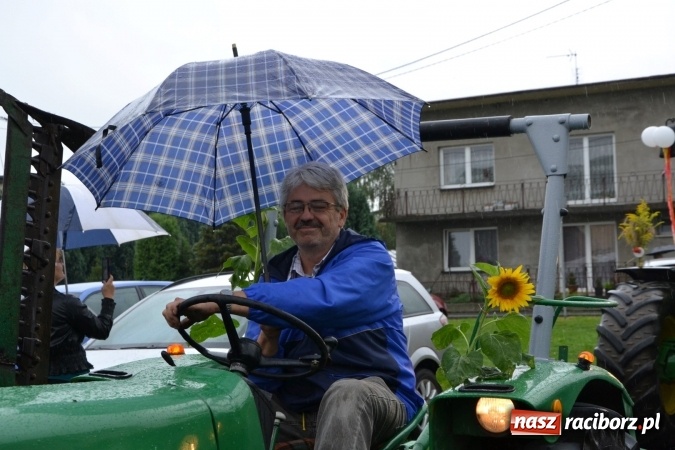 Zdjęcie w galerii na portalu naszraciborz.pl: Piratki z Karaibów na dożynkach w Roszkowie wiadomości z regionu