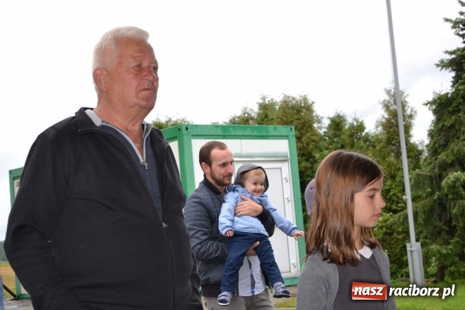 Zdjęcie w galerii na portalu naszraciborz.pl: Piratki z Karaibów na dożynkach w Roszkowie wiadomości z regionu