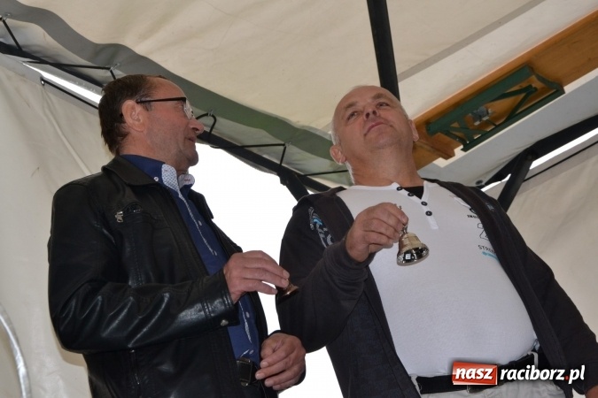 Zdjęcie w galerii na portalu naszraciborz.pl: Piratki z Karaibów na dożynkach w Roszkowie wiadomości z regionu