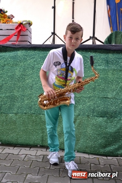 Zdjęcie w galerii na portalu naszraciborz.pl: Piratki z Karaibów na dożynkach w Roszkowie wiadomości z regionu