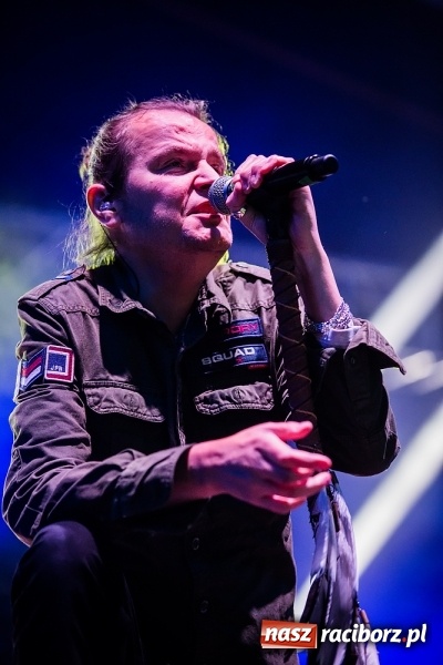 Zdjęcie w galerii na portalu naszraciborz.pl: Mocne zakończenie Memoriału - Wilki z Robertem Gawlińskim porwały tłumy! wiadomości z regionu