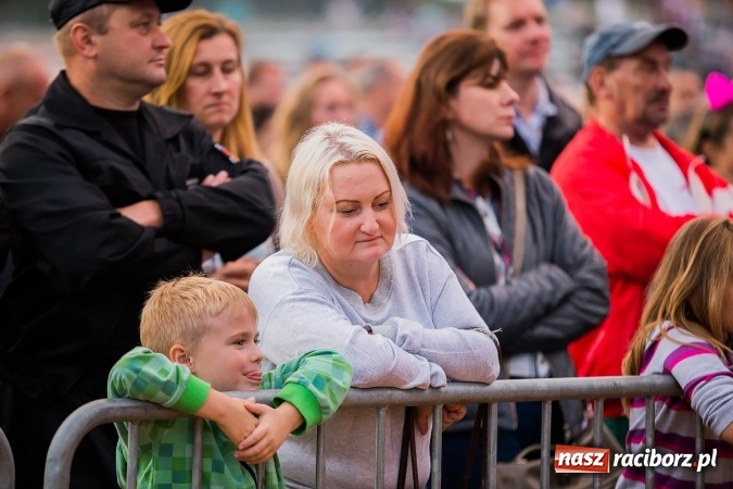Zdjęcie w galerii na portalu naszraciborz.pl: Mocne zakończenie Memoriału - Wilki z Robertem Gawlińskim porwały tłumy! wiadomości z regionu