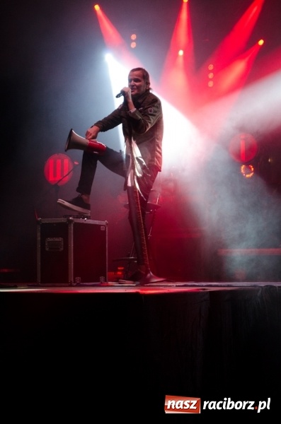 Zdjęcie w galerii na portalu naszraciborz.pl: Papier, kamień, nożyce - zmagania przy stoliku na scenie Memoriału oraz Baw się z nami strażakami i zakładem Ernestyn Janeta wiadomości z regionu