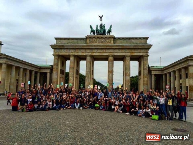 Zdjęcie w galerii na portalu naszraciborz.pl: Kamil Mucha z G2 reprezentował Polskę na Międzynarodowej Olimpiadzie Języka Niemieckiego w Berlinie wiadomości z regionu