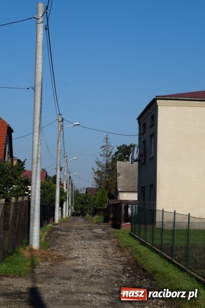 Zdjęcie w galerii na portalu naszraciborz.pl: Trwa remont ul. Polnej w Łęgu wiadomości z regionu