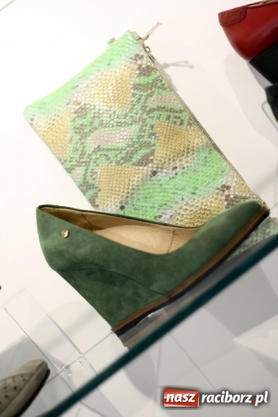 Zdjęcie w galerii na portalu naszraciborz.pl: Meca Obuwie – odnowiony salon obuwia już otwarty! wiadomości z regionu