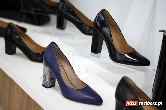 Zdjęcie w galerii na portalu naszraciborz.pl: Meca Obuwie – odnowiony salon obuwia już otwarty! wiadomości z regionu