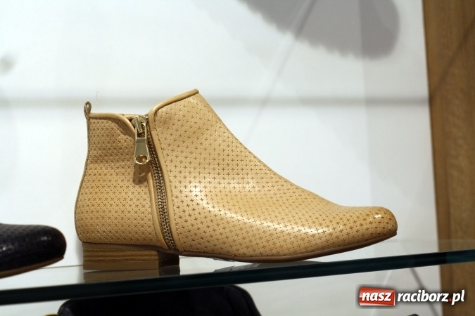 Zdjęcie w galerii na portalu naszraciborz.pl: Meca Obuwie – odnowiony salon obuwia już otwarty! wiadomości z regionu