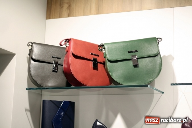 Zdjęcie w galerii na portalu naszraciborz.pl: Meca Obuwie – odnowiony salon obuwia już otwarty! wiadomości z regionu