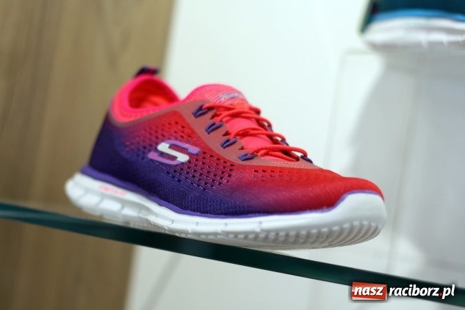 Zdjęcie w galerii na portalu naszraciborz.pl: Meca Obuwie – odnowiony salon obuwia już otwarty! wiadomości z regionu