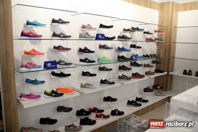 Zdjęcie w galerii na portalu naszraciborz.pl: Meca Obuwie – odnowiony salon obuwia już otwarty! wiadomości z regionu