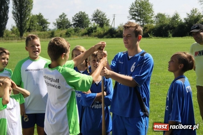 Zdjęcie w galerii na portalu naszraciborz.pl: Schlagballiści z Cyprzanowa i Wojnowic wsp&oacute;lnie trenują na Mistrzostwa Polski wiadomości z regionu