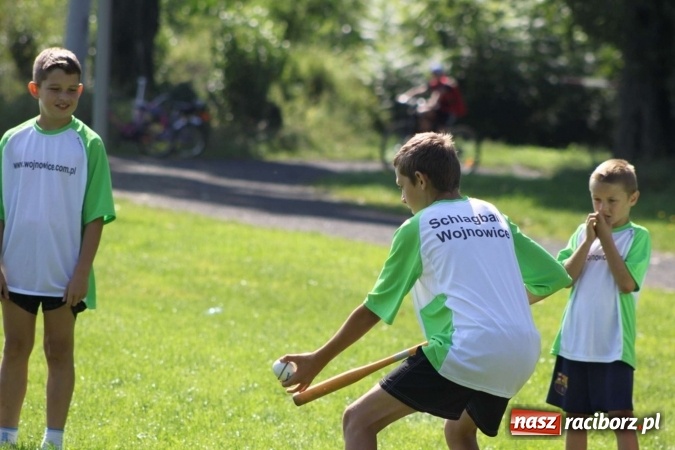 Zdjęcie w galerii na portalu naszraciborz.pl: Schlagballiści z Cyprzanowa i Wojnowic wsp&oacute;lnie trenują na Mistrzostwa Polski wiadomości z regionu