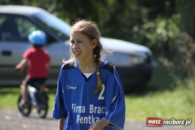Zdjęcie w galerii na portalu naszraciborz.pl: Schlagballiści z Cyprzanowa i Wojnowic wsp&oacute;lnie trenują na Mistrzostwa Polski wiadomości z regionu