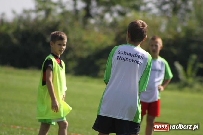 Zdjęcie w galerii na portalu naszraciborz.pl: Schlagballiści z Cyprzanowa i Wojnowic wsp&oacute;lnie trenują na Mistrzostwa Polski wiadomości z regionu