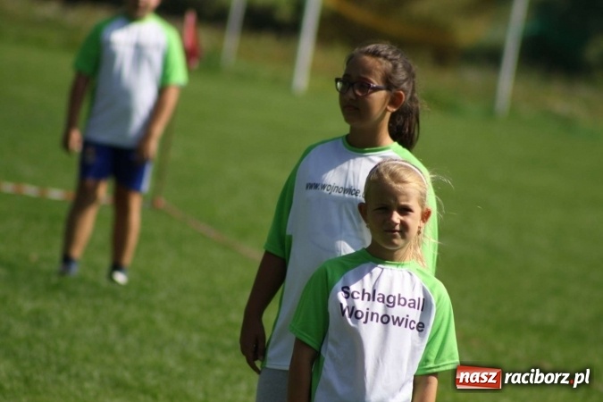 Zdjęcie w galerii na portalu naszraciborz.pl: Schlagballiści z Cyprzanowa i Wojnowic wsp&oacute;lnie trenują na Mistrzostwa Polski wiadomości z regionu