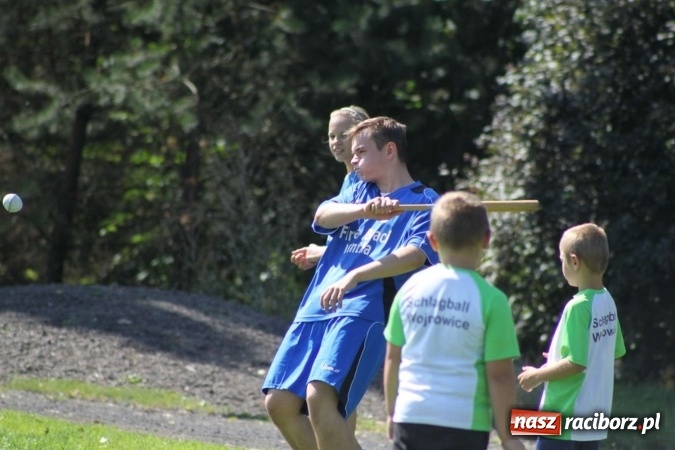 Zdjęcie w galerii na portalu naszraciborz.pl: Schlagballiści z Cyprzanowa i Wojnowic wsp&oacute;lnie trenują na Mistrzostwa Polski wiadomości z regionu