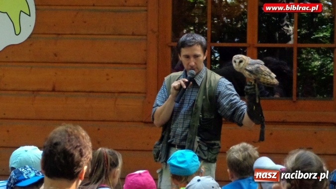 Zdjęcie w galerii na portalu naszraciborz.pl: Uczestnicy Lata z biblioteką na wycieczce w Ustroniu  wiadomości z regionu