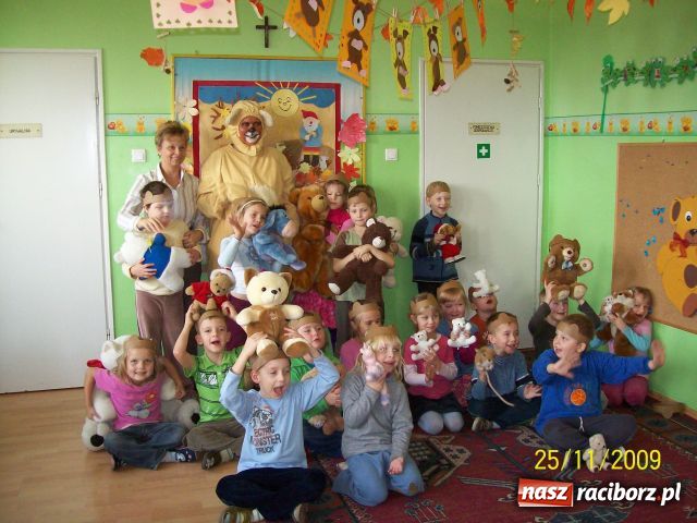 Zdjęcie w galerii na portalu naszraciborz.pl: Światowy Dzień Pluszowego Misia wiadomości z regionu