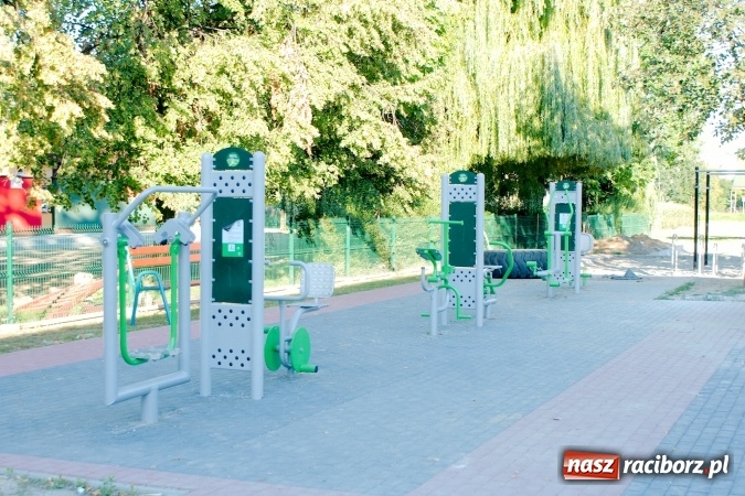 Zdjęcie w galerii na portalu naszraciborz.pl: Powstała pierwsza piramida wspinaczkowa w Raciborzu wiadomości z regionu