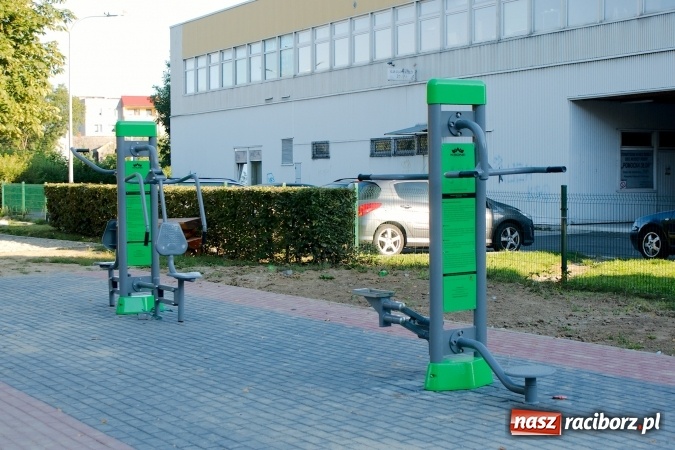 Zdjęcie w galerii na portalu naszraciborz.pl: Powstała pierwsza piramida wspinaczkowa w Raciborzu wiadomości z regionu