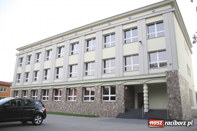 Zdjęcie w galerii na portalu naszraciborz.pl: Termomodernizacja Zespołu Szk&oacute;ł Zawodowych w Radlinie zakończona wiadomości z regionu