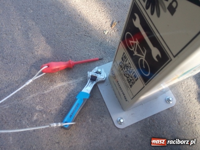 Zdjęcie w galerii na portalu naszraciborz.pl: Nie kuśmy złodziei i wandali! Czytelnik wskazuje na małą niedoróbkę wiadomości z regionu