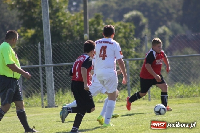 Zdjęcie w galerii na portalu naszraciborz.pl: Trampkarze KS Naprzód Borucin pokonali LKS Zameczek Czernicę  wiadomości z regionu