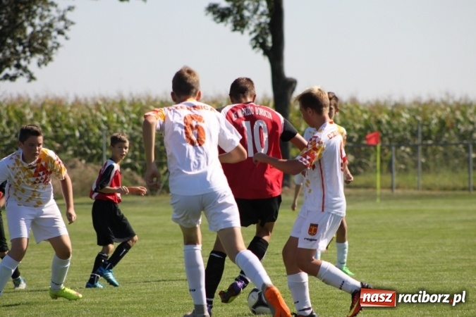 Zdjęcie w galerii na portalu naszraciborz.pl: Trampkarze KS Naprzód Borucin pokonali LKS Zameczek Czernicę  wiadomości z regionu