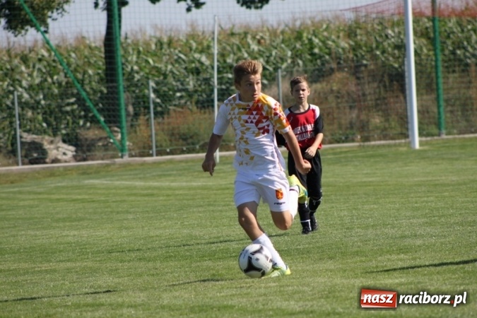 Zdjęcie w galerii na portalu naszraciborz.pl: Trampkarze KS Naprzód Borucin pokonali LKS Zameczek Czernicę  wiadomości z regionu