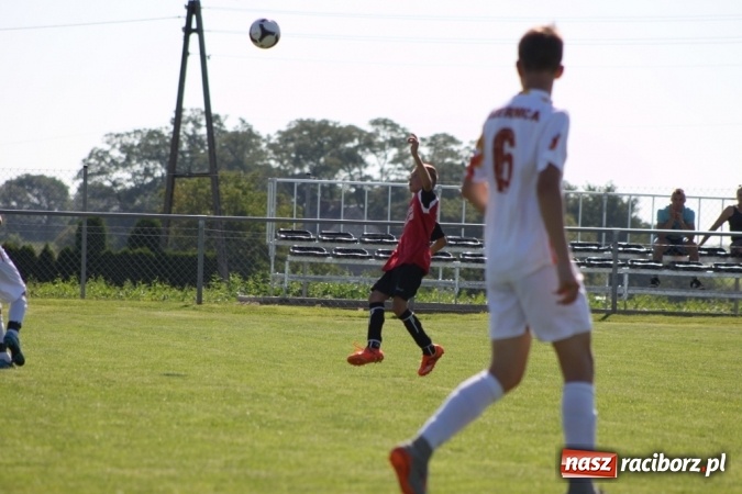 Zdjęcie w galerii na portalu naszraciborz.pl: Trampkarze KS Naprzód Borucin pokonali LKS Zameczek Czernicę  wiadomości z regionu