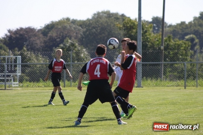 Zdjęcie w galerii na portalu naszraciborz.pl: Trampkarze KS Naprzód Borucin pokonali LKS Zameczek Czernicę  wiadomości z regionu