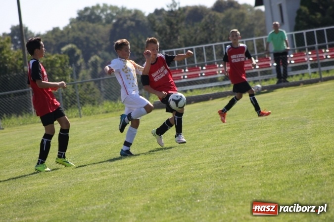 Zdjęcie w galerii na portalu naszraciborz.pl: Trampkarze KS Naprzód Borucin pokonali LKS Zameczek Czernicę  wiadomości z regionu