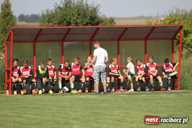 Zdjęcie w galerii na portalu naszraciborz.pl: Trampkarze KS Naprzód Borucin pokonali LKS Zameczek Czernicę  wiadomości z regionu
