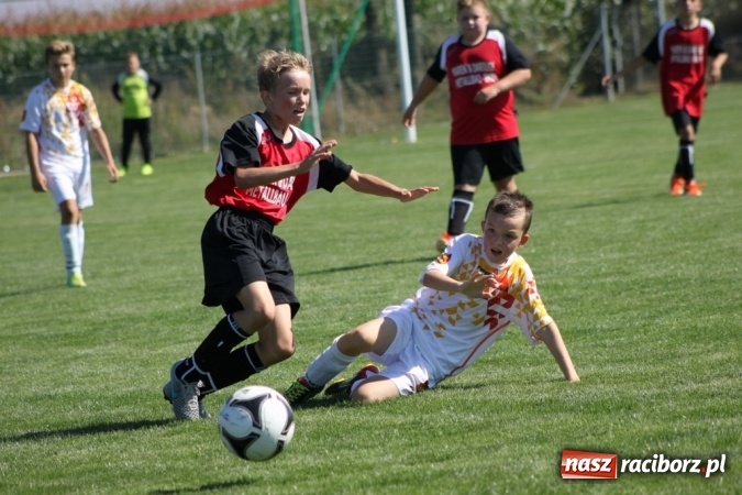 Zdjęcie w galerii na portalu naszraciborz.pl: Trampkarze KS Naprzód Borucin pokonali LKS Zameczek Czernicę  wiadomości z regionu