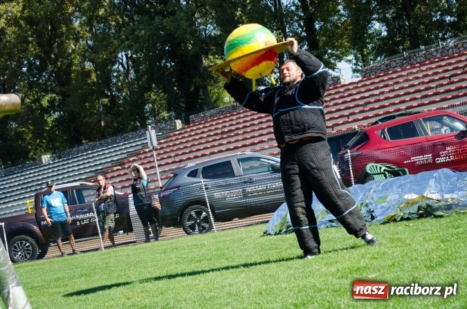 Zdjęcie w galerii na portalu naszraciborz.pl: Kosmiczny mondioring, czyli fotoreportaż z pierwszego dnia zawodów w Raciborzu wiadomości z regionu