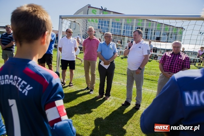 Zdjęcie w galerii na portalu naszraciborz.pl: III edycja Turnieju im. Zbigniewa Oszka za nami. Reprezentacja podokręgu Katowice zwycięska. Zespół z Raciborza trzeci wiadomości z regionu